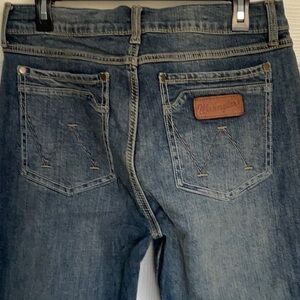 EUC RETRO Wranglers slim boot 31x36